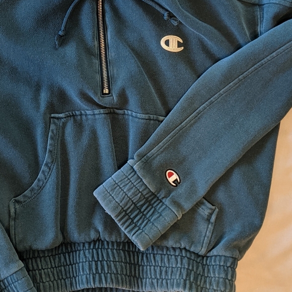 Champion cropped hoodie - Picture 4 of 4